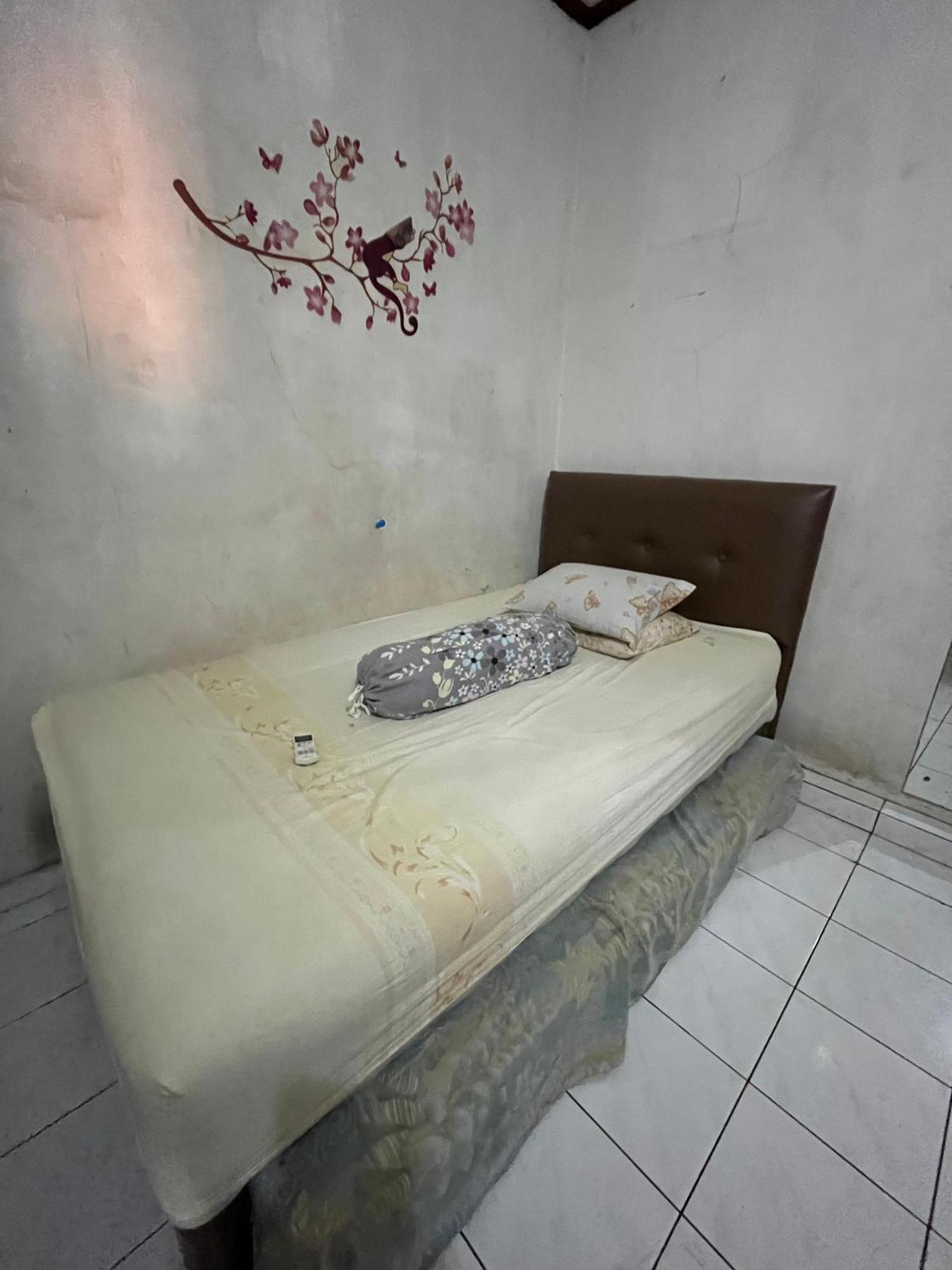 Spot On 94142 Al Fatih Residence Syariah 2 Dżakarta Zewnętrze zdjęcie